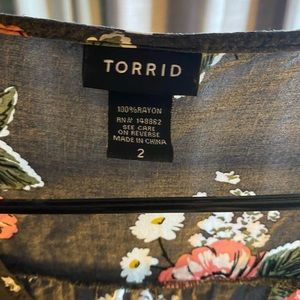 Blue torrid floral blouse
